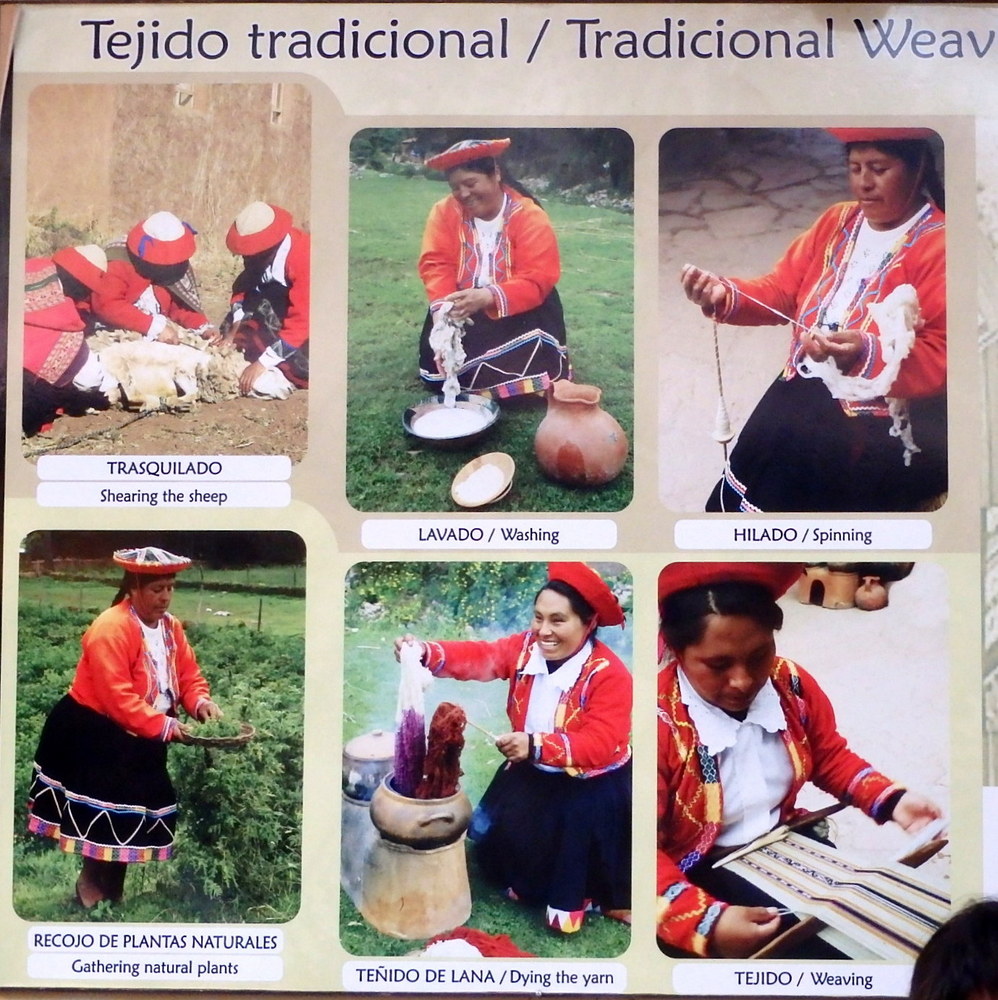 Tejido Tradicional (Tejido means Weaving).
